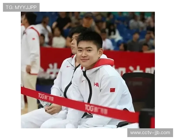 赵维伦罚球线上贡献得分，中国后卫逐渐适应比赛节奏